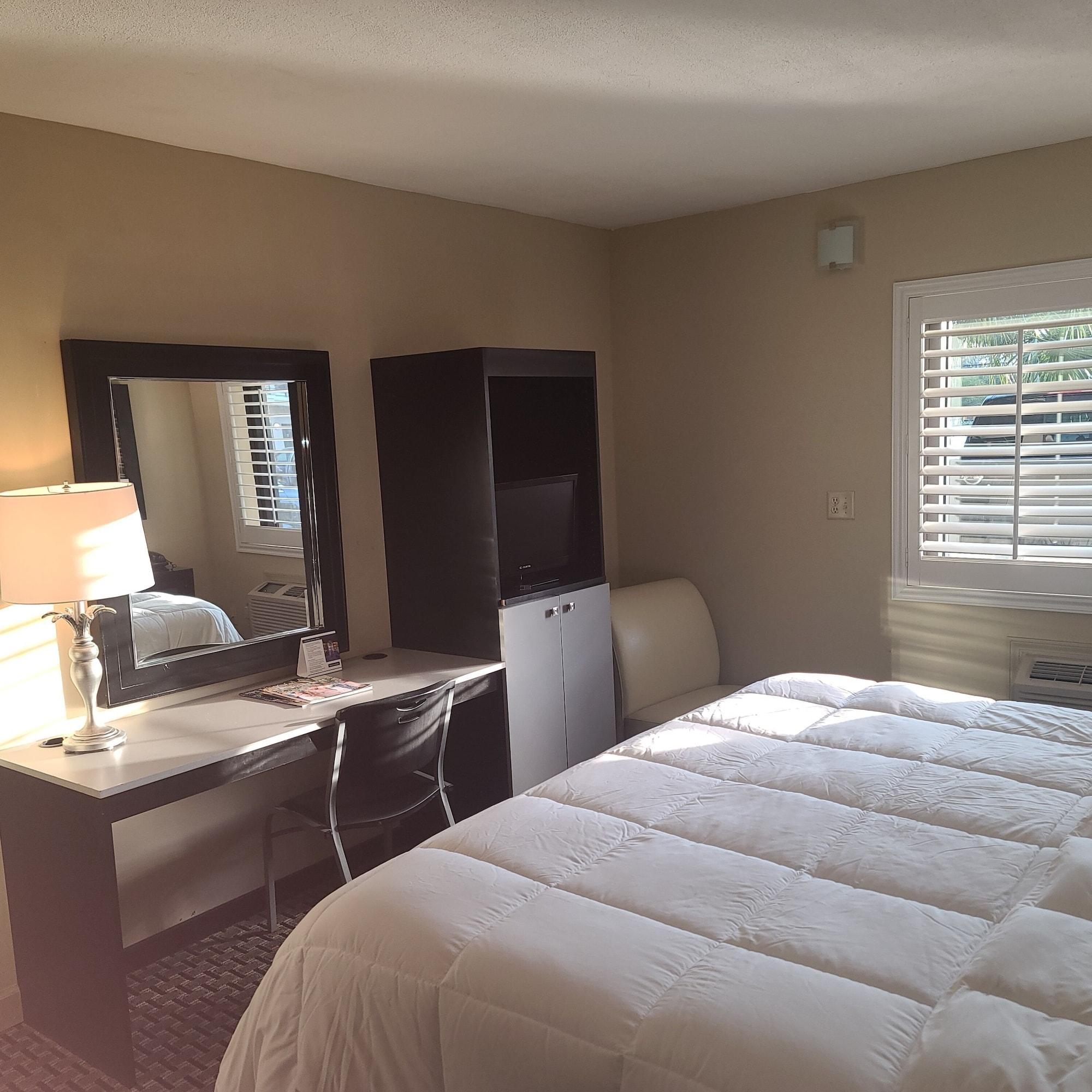 Sole Inn And Suites 彭萨科拉 外观 照片