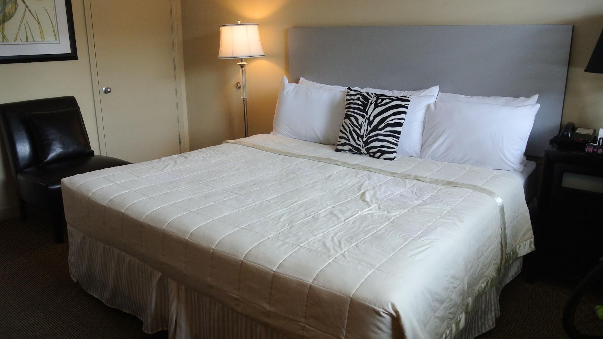 Sole Inn And Suites 彭萨科拉 外观 照片
