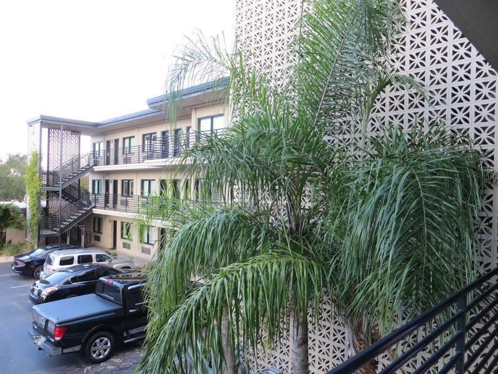 Sole Inn And Suites 彭萨科拉 外观 照片